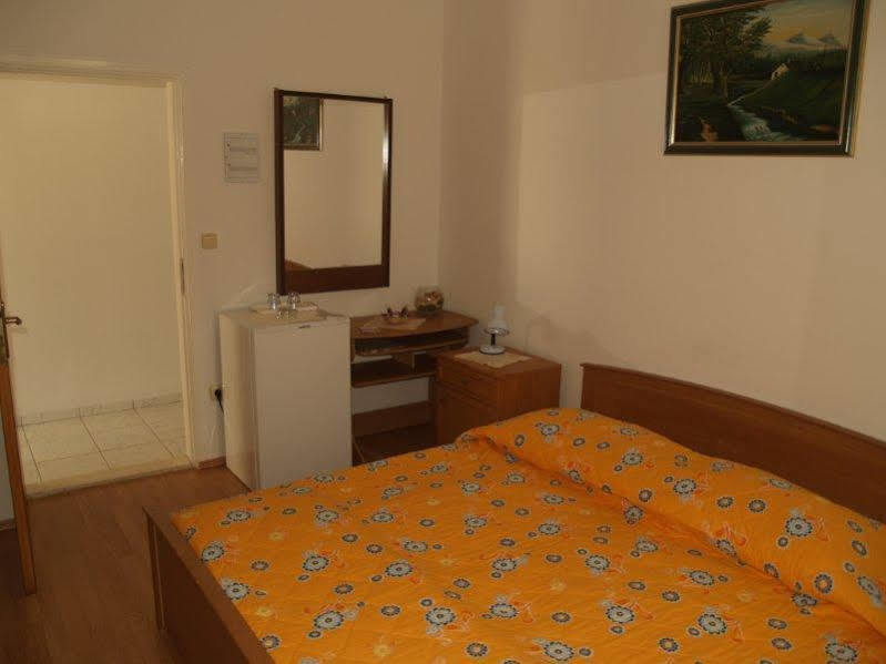 דוברובניק Rooms Kvestic מראה חיצוני תמונה